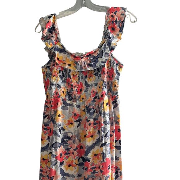 Isabel maternity by Ingrid and Isabel -Smocked Tank maxi maternity dress floral - Picture 4 of 4